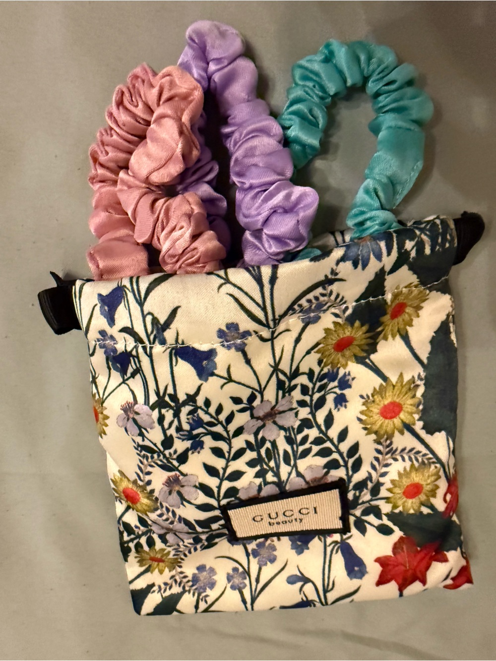 Gucci Floral Cosmetic Pouch with Satin Scrunchies